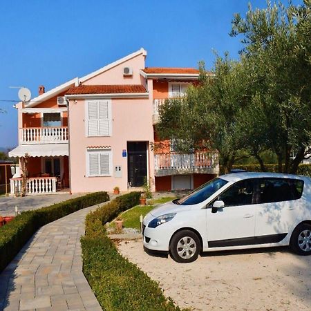 Apartments Darko - 30 M From Beach Sukošan Esterno foto