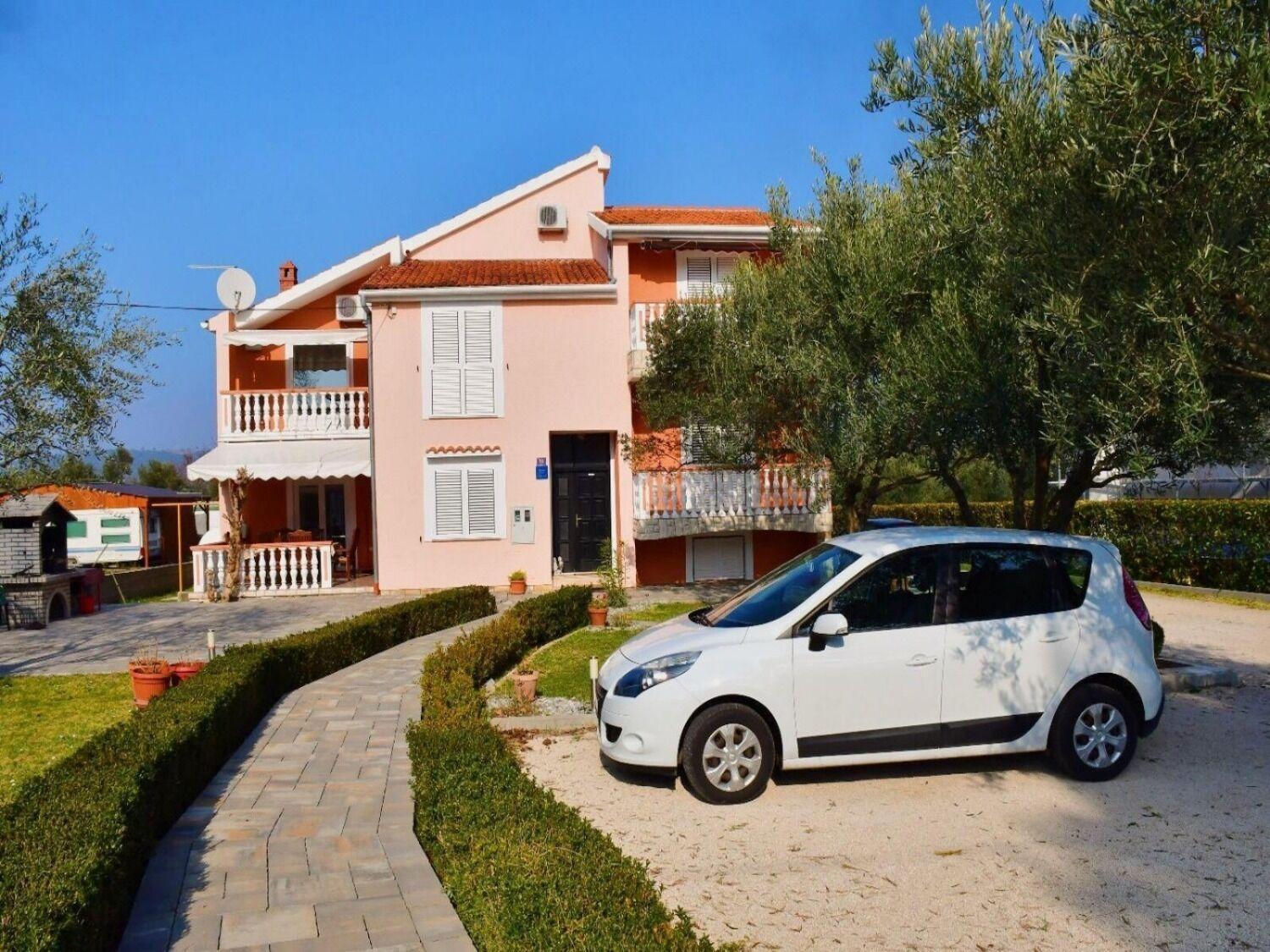 Apartments Darko - 30 M From Beach Sukošan Esterno foto